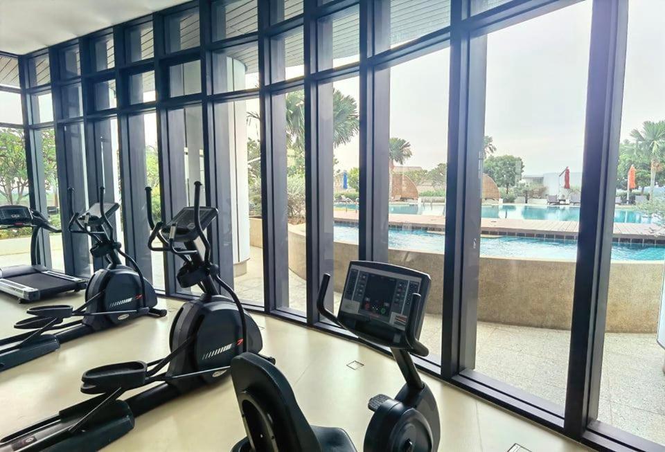 נוסג'יה 1519 Almas Suites Seaview Sunrise Netflix By Stay מראה חיצוני תמונה