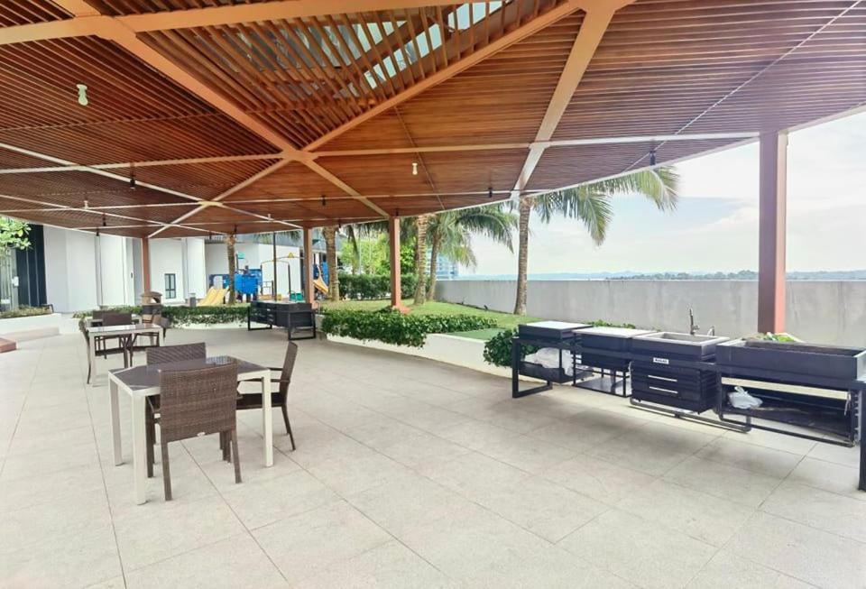 נוסג'יה 1519 Almas Suites Seaview Sunrise Netflix By Stay מראה חיצוני תמונה